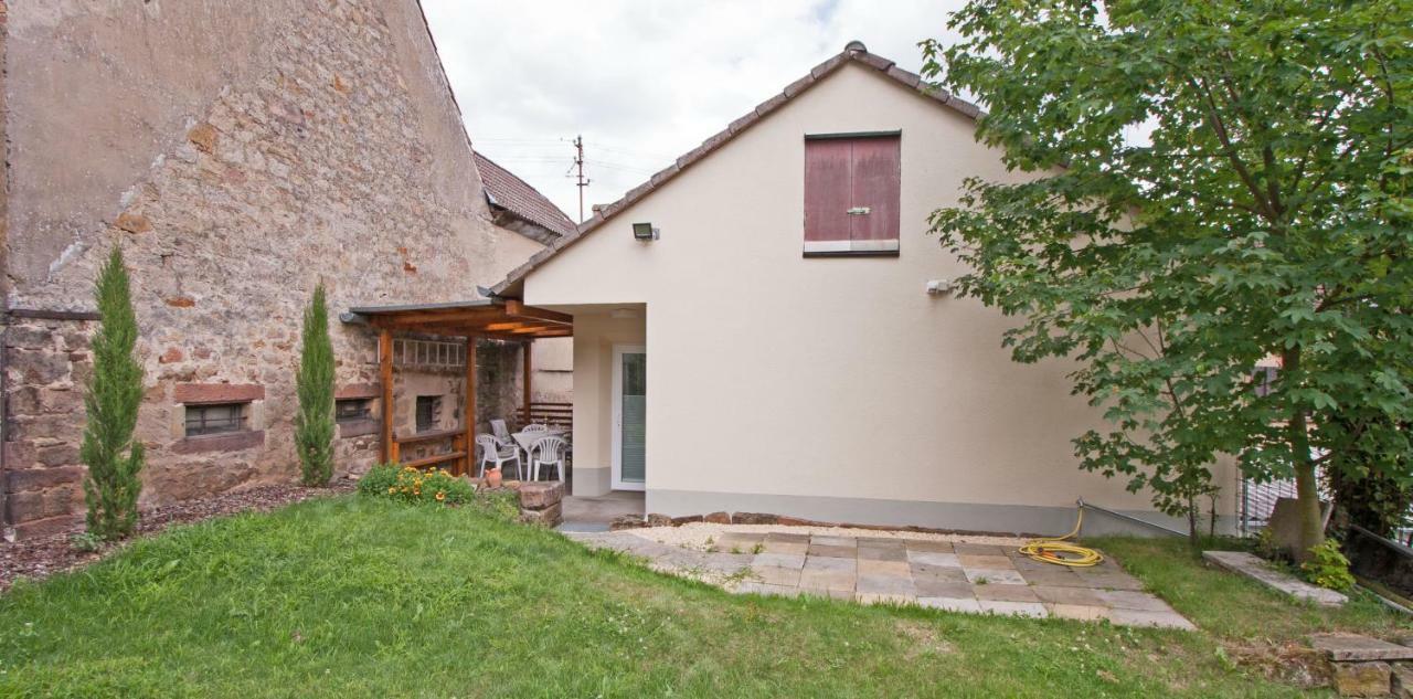Anneliese Neustadt an der Weinstrasse
